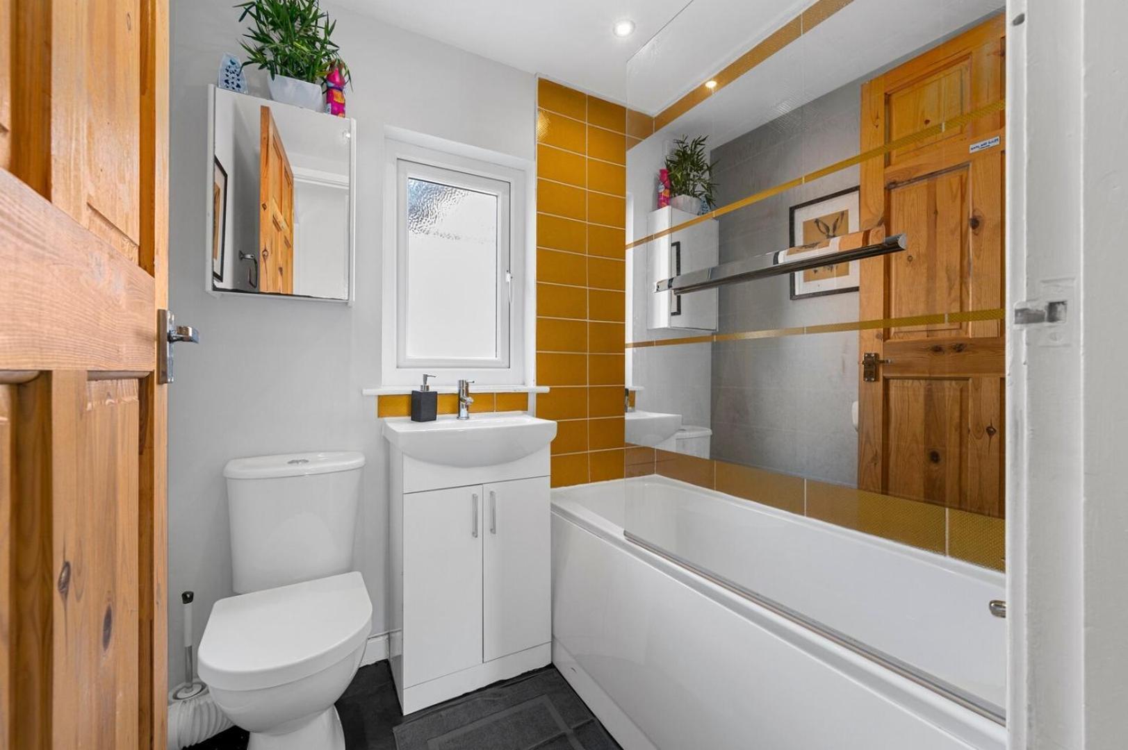 Bright 2bd - 10 Mins To Apartment Manchester